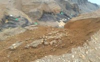 缅甸北部一玉石矿区坍塌，约20人失踪