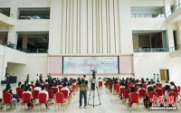 “和光同生——国际首饰艺术展”在广西南宁开幕